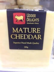 Mature Cheddar | 180g | Udder Delights | YG-006381-PD-048539