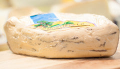 Gippsland Shadows Of Blue | 200g | Tarago River | YG-011301-EPC-004972