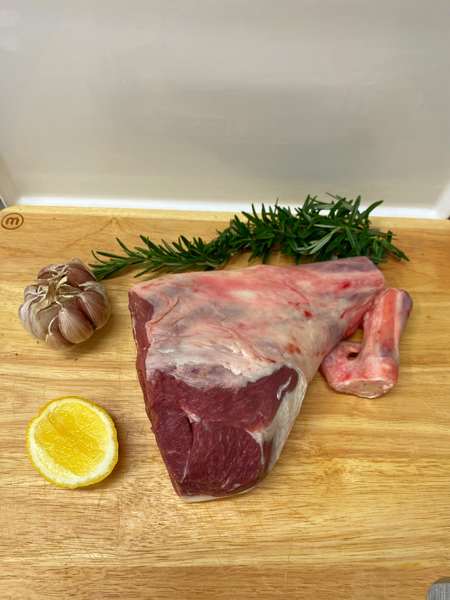 Lamb Leg | 2.5kg | YG-000968-MW-002885