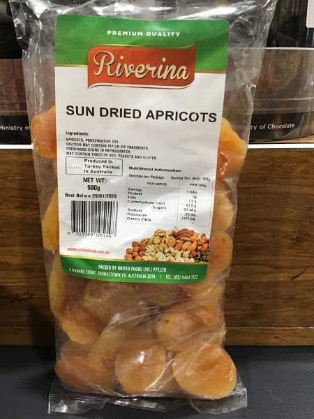 Sun dried apricots 