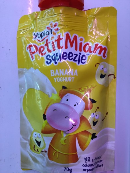 Yoghurt Squeezie Banana